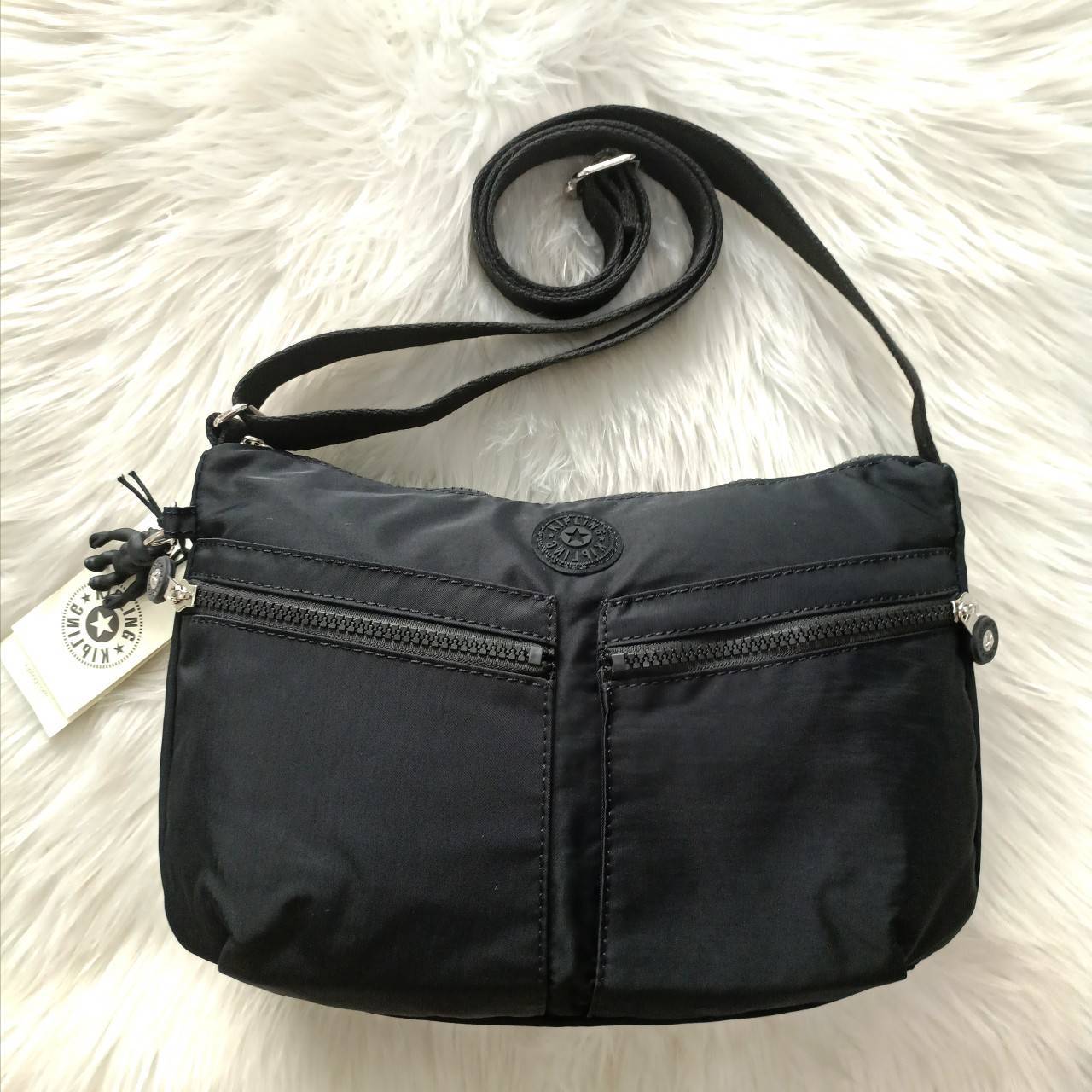 กระเป๋าคิปลิ้ง KIPLING กระเป๋าสะพายข้าง รุ่น Izellah