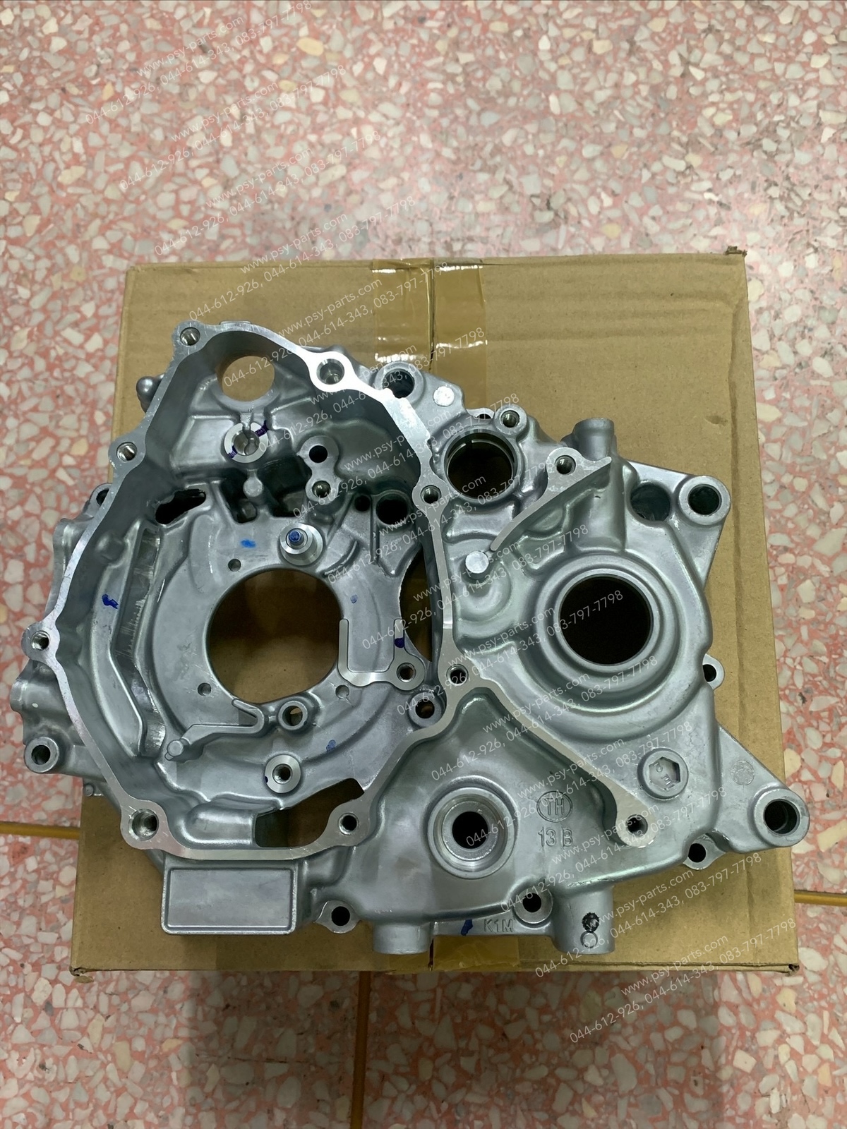 แคร้งเครื่องตัวกลาง WAVE 110-I/21 สตาร์ทมือ แท้ๆ ซ้าย 11200-K1M-T00