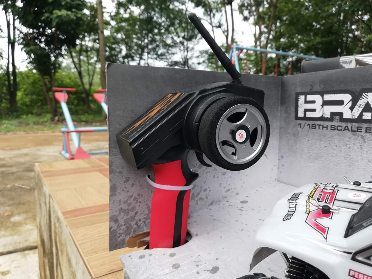 WL-TOYS A979-B 4WD 1/18 70 กม. / ชม. Monster Truck RC รถบังคับวิทยุ สายลุย