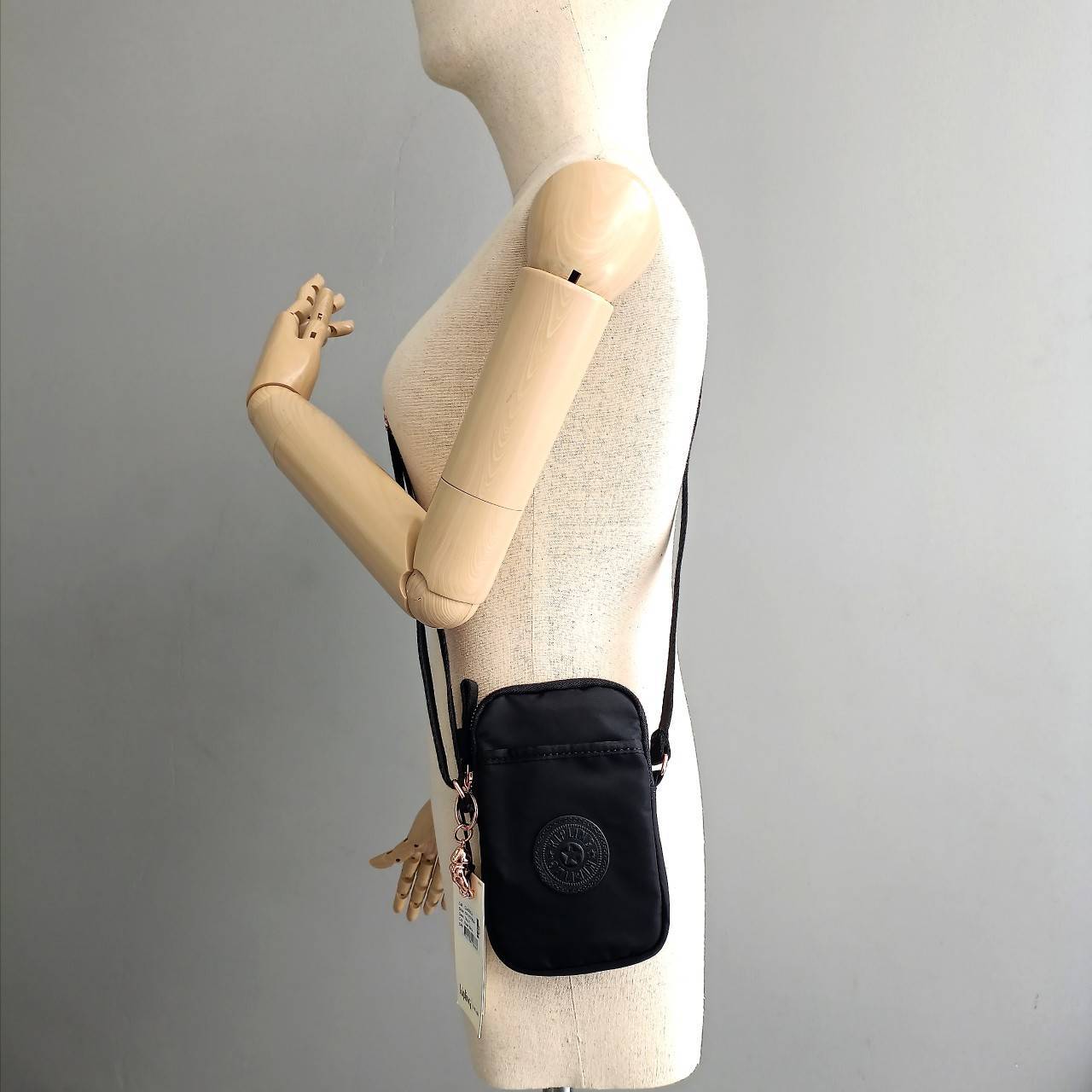 กระเป๋าคิปลิ้ง กระเป๋าใส่มือถือ Kipling Tally