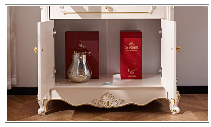 ตู้โชว์หลุยส์ รุ่น Arianna