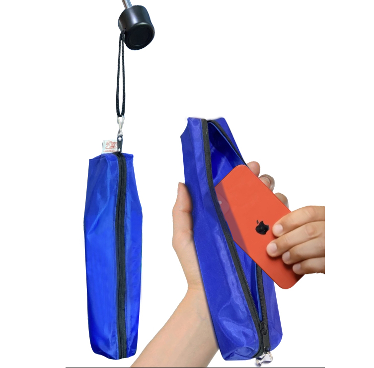 Leo ร่มพับ 3 ตอน สีพื้นน้ำเงิน เข้าได้กับทุกชุดเสื้อผ้า พร้อมกระเป๋าใส่ร่ม พกง่าย