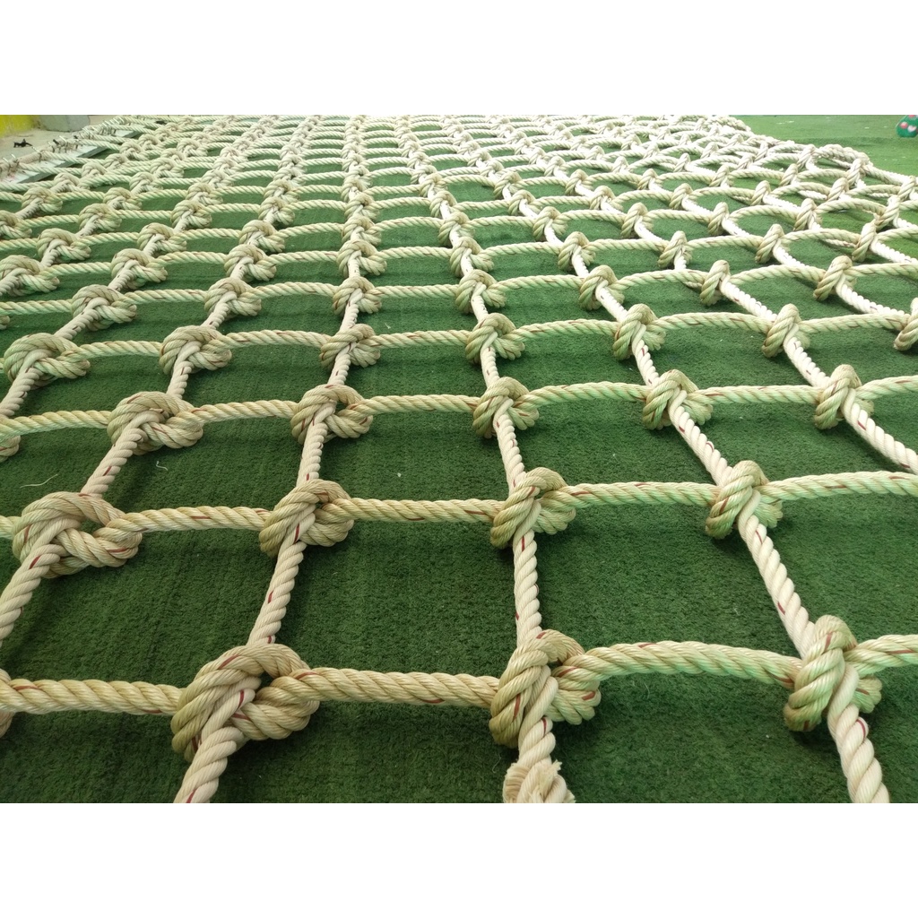 ตาข่ายปีนป่ายตาข่ายค่ายทหาร ปีนป่ายใยยักษ์ 18 มิล ตา 25x25CM.ตาข่ายปีนป่ายฐานลูกเสือเหมาะกับเด็กเล็ก-ผู้ใหญ่ ติดตั้งง่าย
