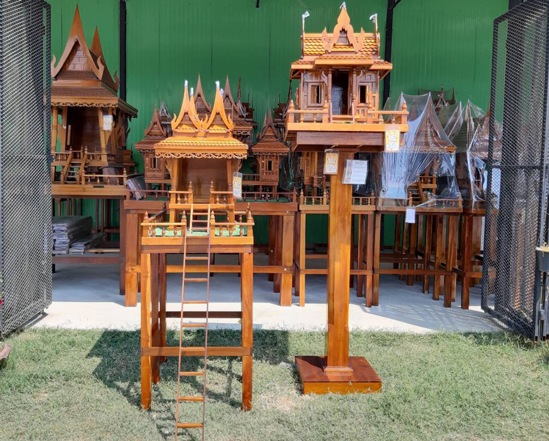 ศาลพระภูมิไม้