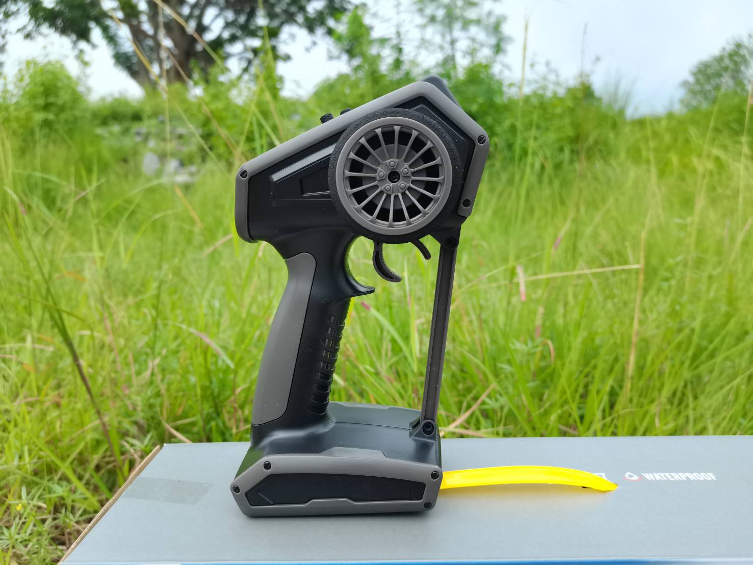 มาใหม่เรือบังคับ TY-727 JET BOAT 2.4GHZ ความเร็ว 35KM/H มีระบบระบายความร้อนด้วยน้ำ ระบบคอลโทรแบบ SERVO ขันเคลื่อนด้วยปั๊มน้ำแรงดันสูง