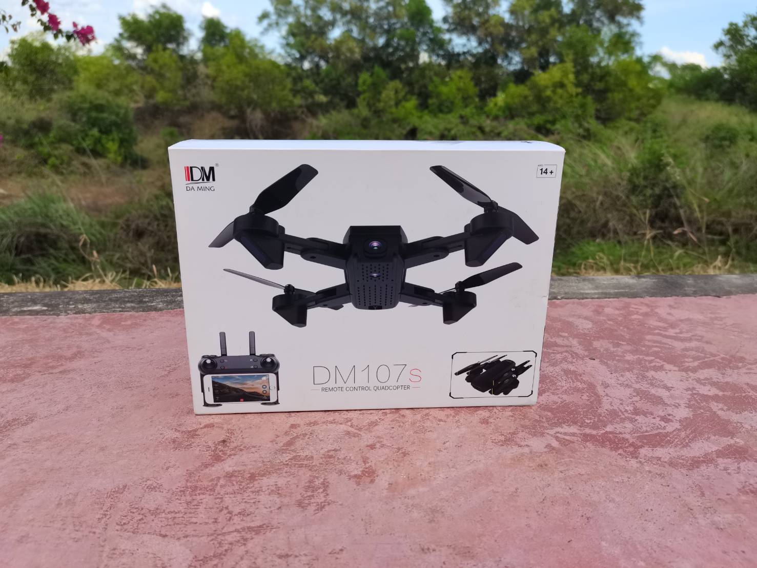 โดรนบังคับวิทยุ DM107S D107 RC โดรนขนาดเล็กพับ Selfie RC Drone พร้อม Wifi FPV 2MP HD กล้อง 2.ตัว Quadcopter ชุดพร้อมเล่น