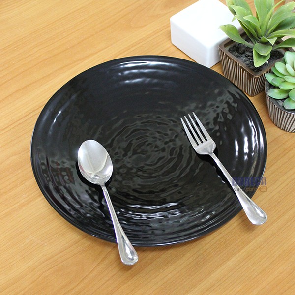 จานกลมมีลอนลายคลื่น 11นิ้ว [สีดำ] เอสบี