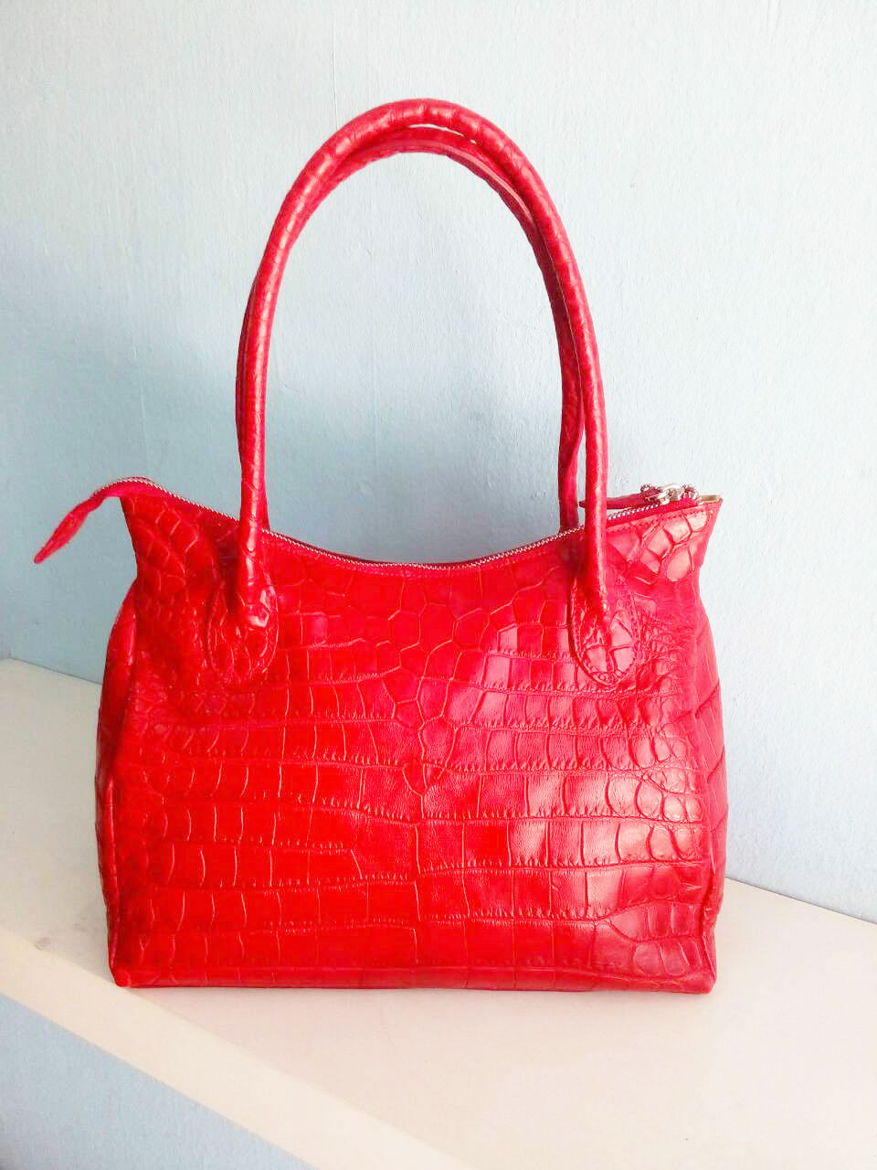 กระเป๋าถือหนังจระเข้แท้ สีแดง รหัส CRW1217H-05-RE