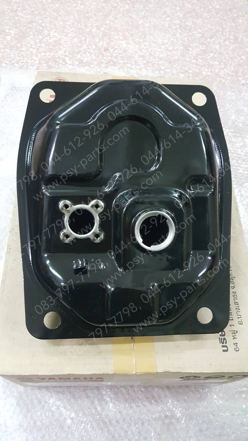 ถังน้ำมัน SPARK 135, X 1R135 แท้ๆ สีดำ 5YP-F4110-00 (รุ่นคาร์บู ใช้ไม่ได้กับรุ่นหัวฉีด)