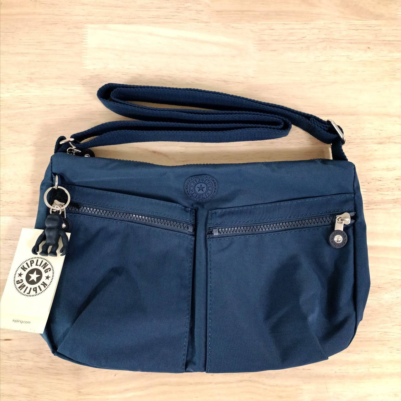 กระเป๋าคิปลิ้ง KIPLING กระเป๋าสะพายข้าง รุ่น Izellah