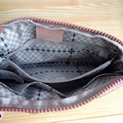 KIPLING กระเป๋าสตางค์ใบยาว คิปลิ้ง LOWIE POUCHES CLUTCH BAG คลัช