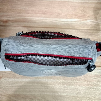 กระเป๋าสะพาย Kipling CROSSBODY BAG วินเทจอ่ะ