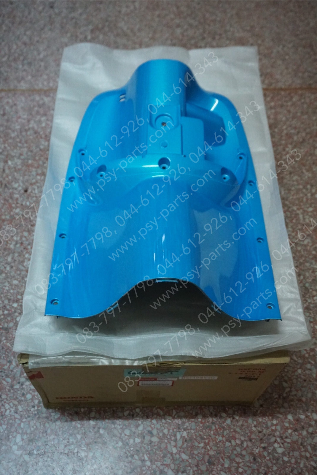 บังลม ตัวใน SCOOPY/12 แท้ๆ สีฟ้า (B216) 81141-K16-900ZU Honda