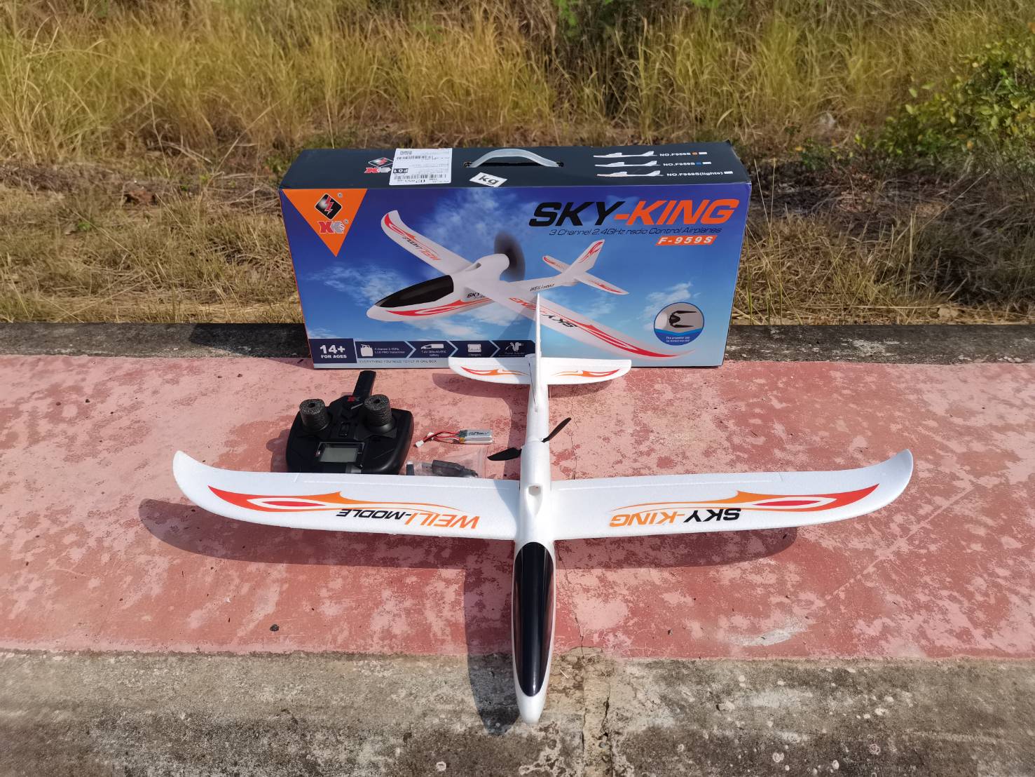 WL-TOYS F595 SKY KING WING 3CH 2.4GHZ เครื่องบินบังคับวิทยุ เครื่องร่อนฝึกเล่นเทรนเนอร์