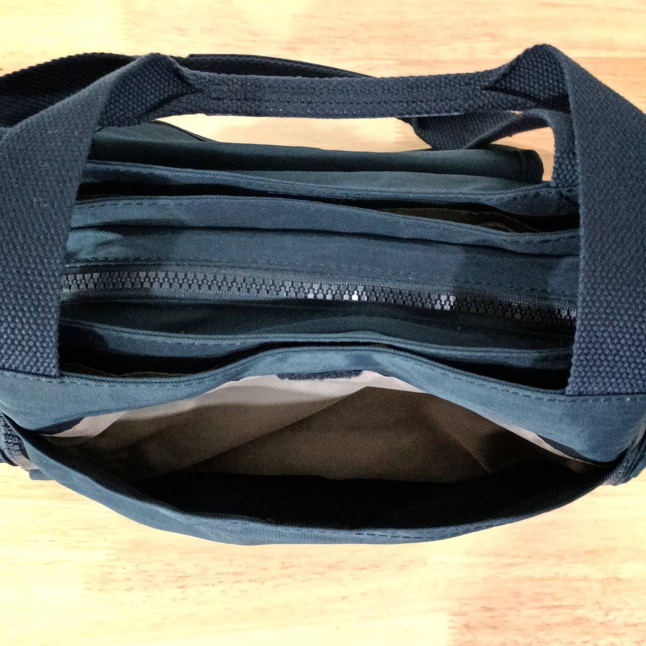 Kipling Felix กระเป๋าถือ กระเป๋าคิปลิ้ง สะพาย