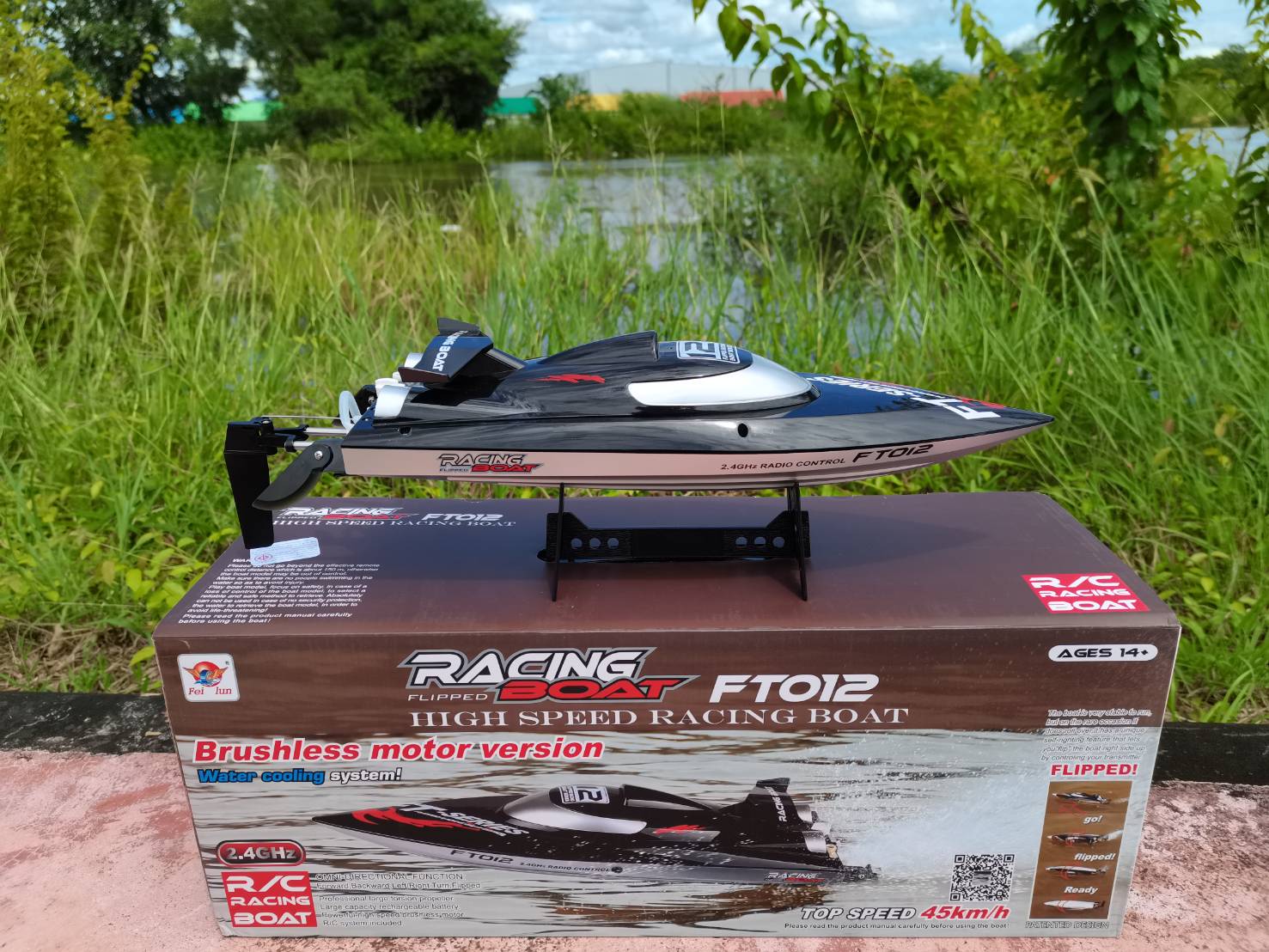 เรือบังคับวิทยุ FT012RACING BOAT 2.4GHZ ความเร็ว 45KM/H มอเตอร์ BRUSHLESS แบตเตอรี่ 11.1 1800MAH