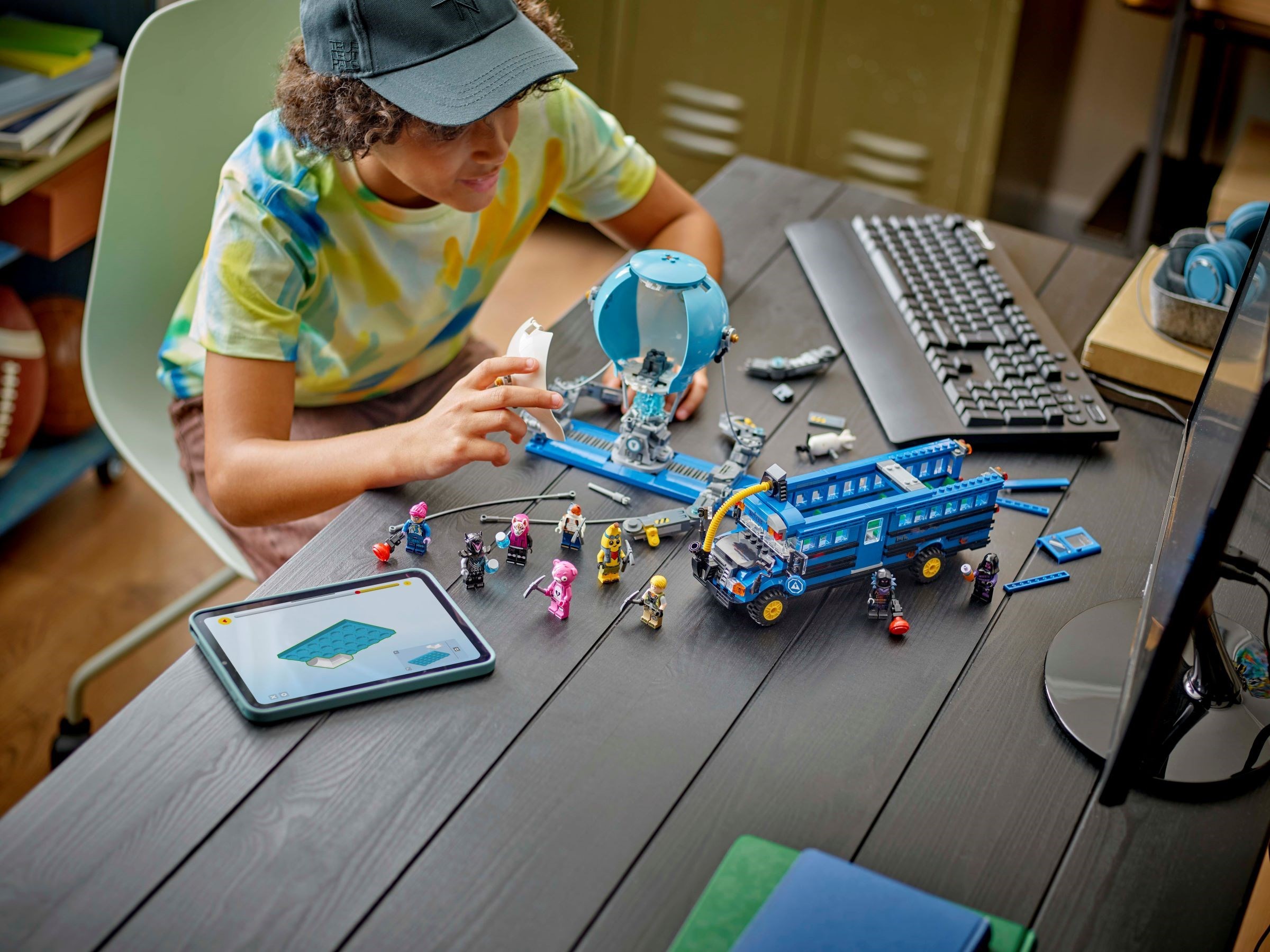 LEGO Fortnite เลโก้ 77073 Battle Bus