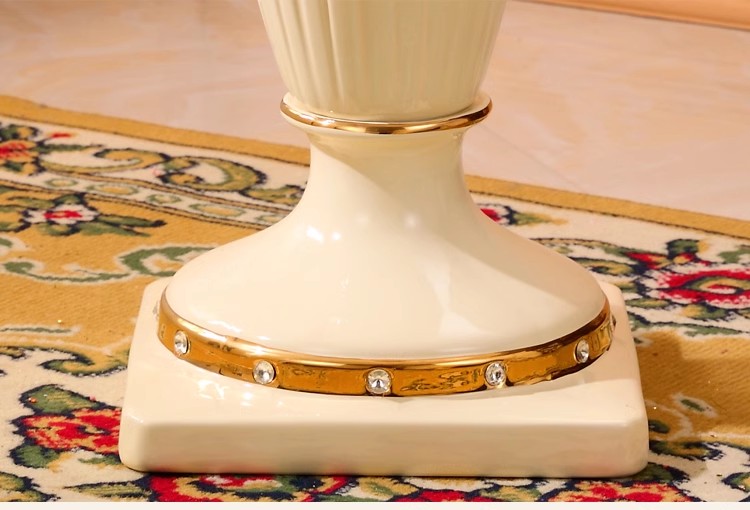 กระถางต้นไม้หลุยส์ 03