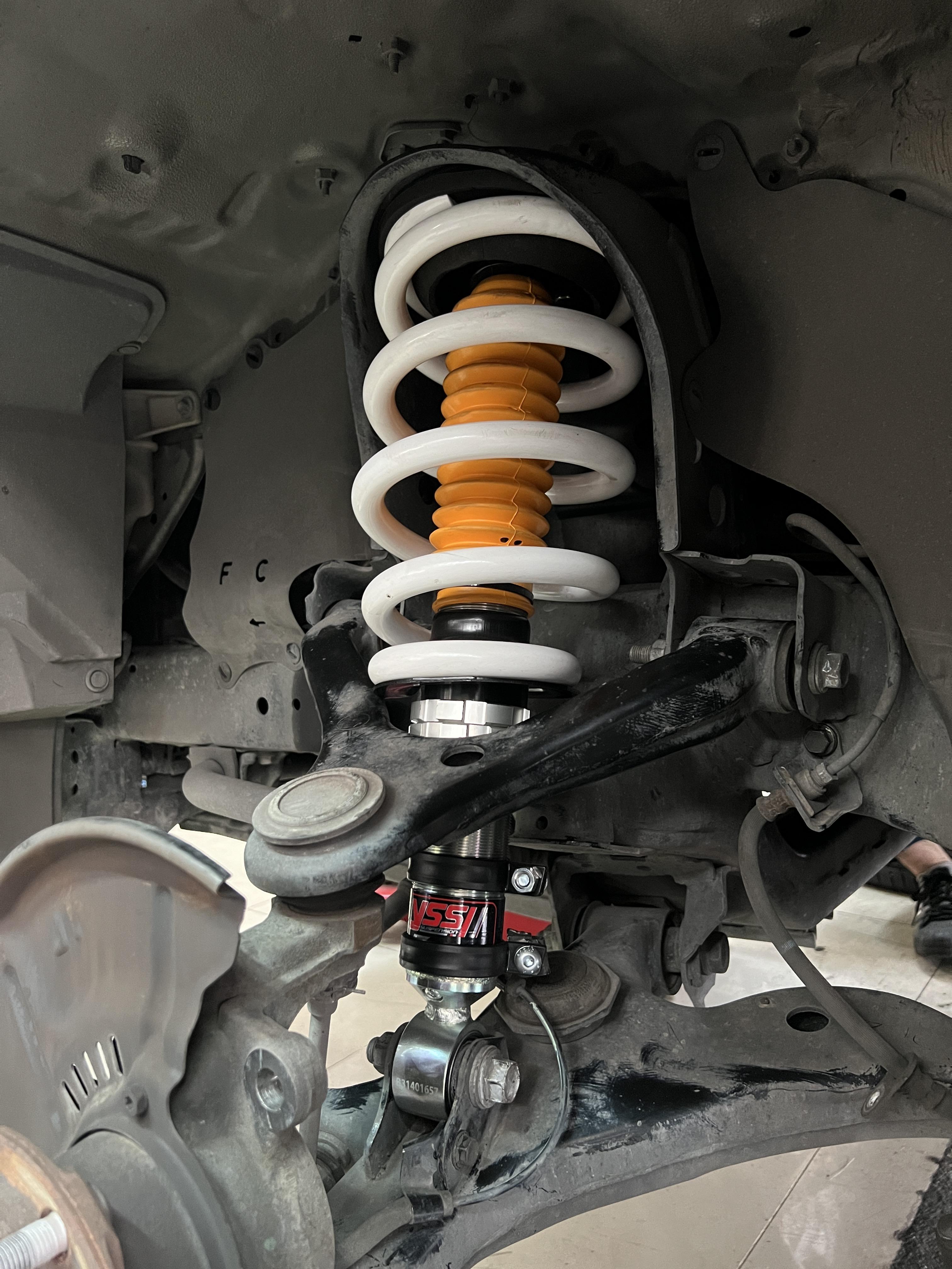 TOYOTA INNOVA CRYSTA เข้ารับบริการเปลี่ยนโช้คอัพรถยนต์ อัพเกรดช่วงล่าง อยากได้นุ่มๆ ลดอาการโคลงเคลง จัดชุดใหญ่ [+] YSS E SERIES + YSS SPRING FULL SET *เพื่อความสะดวกในการรับบริการ นัดหมายเวลาก่อนเข้ารับบริการทุกครั้งครับ 𝙊𝙪𝙧 𝙎𝙚𝙧𝙫𝙞𝙘𝙚 บริการทางร้านเรารับทำอะไรบ้าง 🔧 มียางรถยนต์ทุกยี่ห้อให้เลือกซื้อ 🔧 โช้คอัพ สปริง 🔧 เช็คช่วงล่าง แก้ปัญหาให้ตรงจุด 🔧 ติดตั้งยางแบบไร้รอย 100% 🔧 บริการสลับยาง ตามอายุ 🔧 บริการล้างลิ้นปีกผีเสื้อ 🔧 บริการเช็คระยะรถยนต์ 🔧 เปลี่ยนถ่ายของเหลวทั้งระบบ 🔧 ตั้งศูนย์ด้วยเครื่อง HUNTER นำเข้าจาก USA สอบถามข้อมูลเพิ่มเติม หรือนัดหมายเข้ารับบริการ ☎️ : 08-6569-1915 ☎️ : 08-6544-5963 Line id : @88rw Tiktok : https://www.tiktok.com/@88rwycrr Youtube : https://youtube.com/@88rw Facebook : https://www.facebook.com/88rwtire Location : https://goo.gl/maps/HrNUAZXPN94KvxZ98?coh=178573&entry=tt #รถยนต์มีปัญหาไม่รู้ต้องแก้ตรงไหน ทางเรายินดี ตรวจหาปัญหาและหาวิธีแก้ บอกลูกค้าก่อนลงมือทำเสมอราคาเป็นธรรมไม่เอาเปรียบ สบายใจคุณลูกค้า ร้านยางเจริญรุ่งเรือง ยินดีต้อนรับครับ