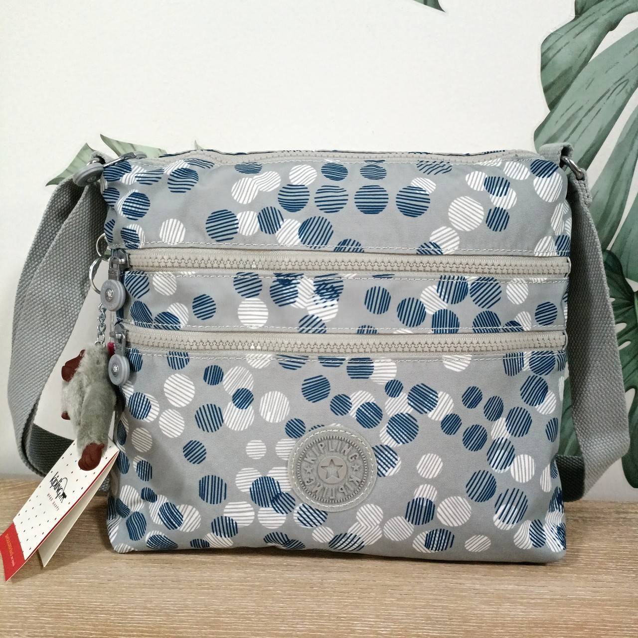 กระเป๋าสะพายข้าง Kipling Ella คิปลิ้ง