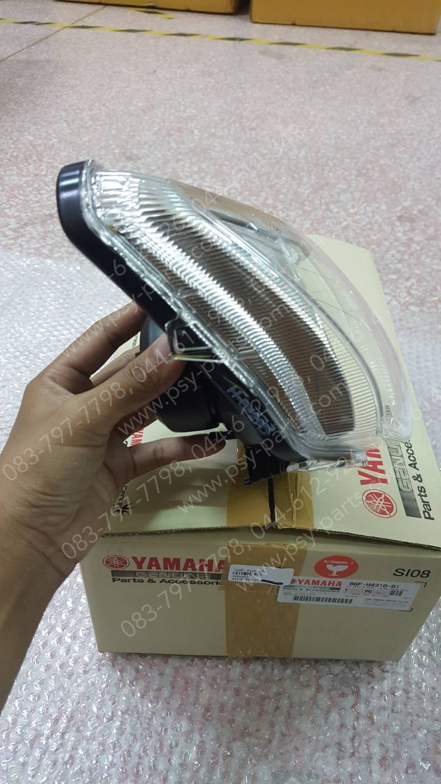 ไฟหน้า FINN แท้ๆ B6F-H4310-01