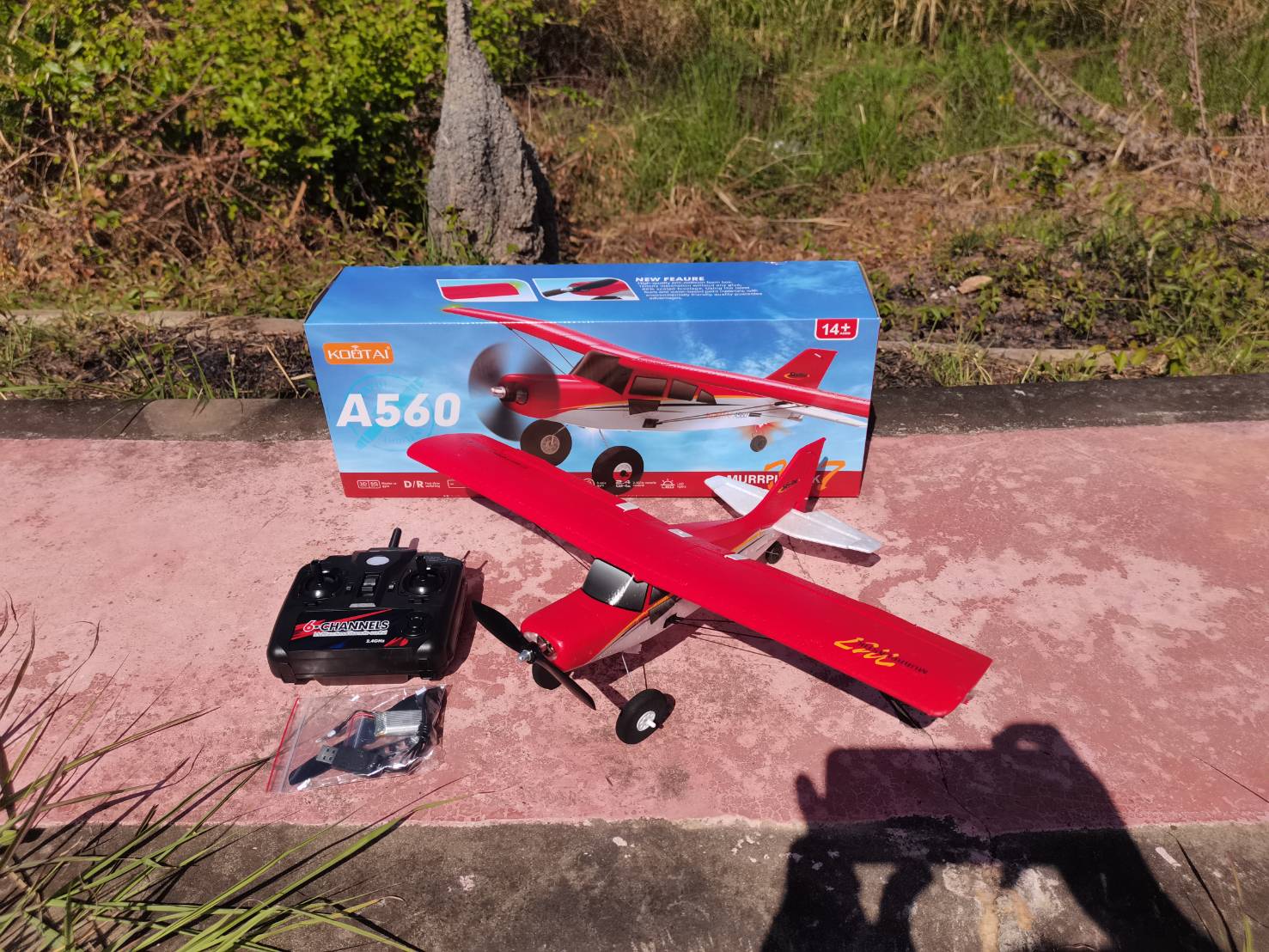 เครื่องบินบังคับ KOOTAI A560 RC 2.4 GHZ 4CH บินไกล 200เมตร EPP 1504 มอเตอร์ Brushless มีไฟ Gliding RC เครื่องบิน RTF