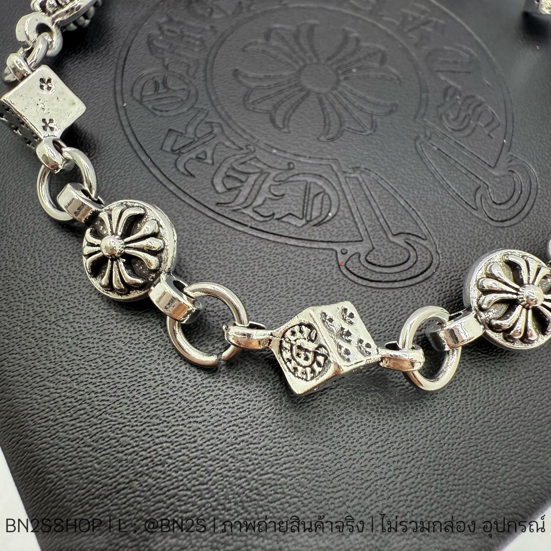 Chrome Heart DICE AND CROSSBALL BRACELET สร้อยข้อมือโครมฮาร์ทท จี้ลูกเต๋า อะไหล่เงิน พร้อมส่ง
