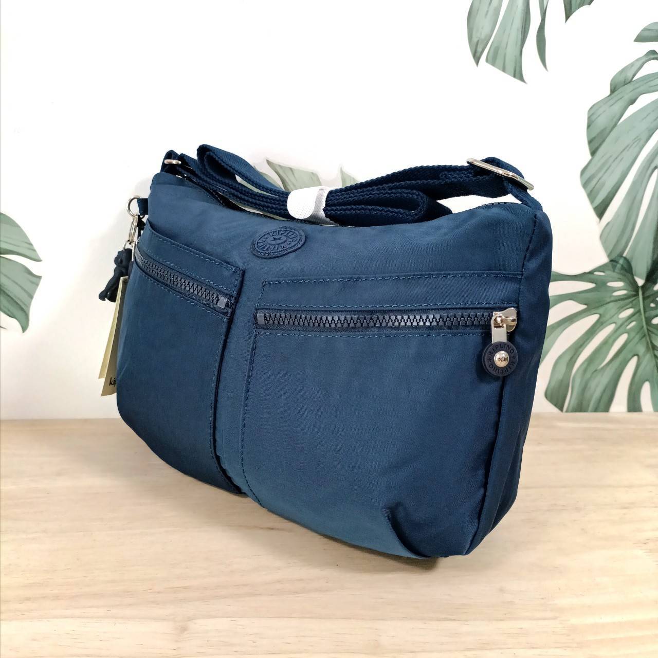 กระเป๋าคิปลิ้ง KIPLING กระเป๋าสะพายข้าง รุ่น Izellah