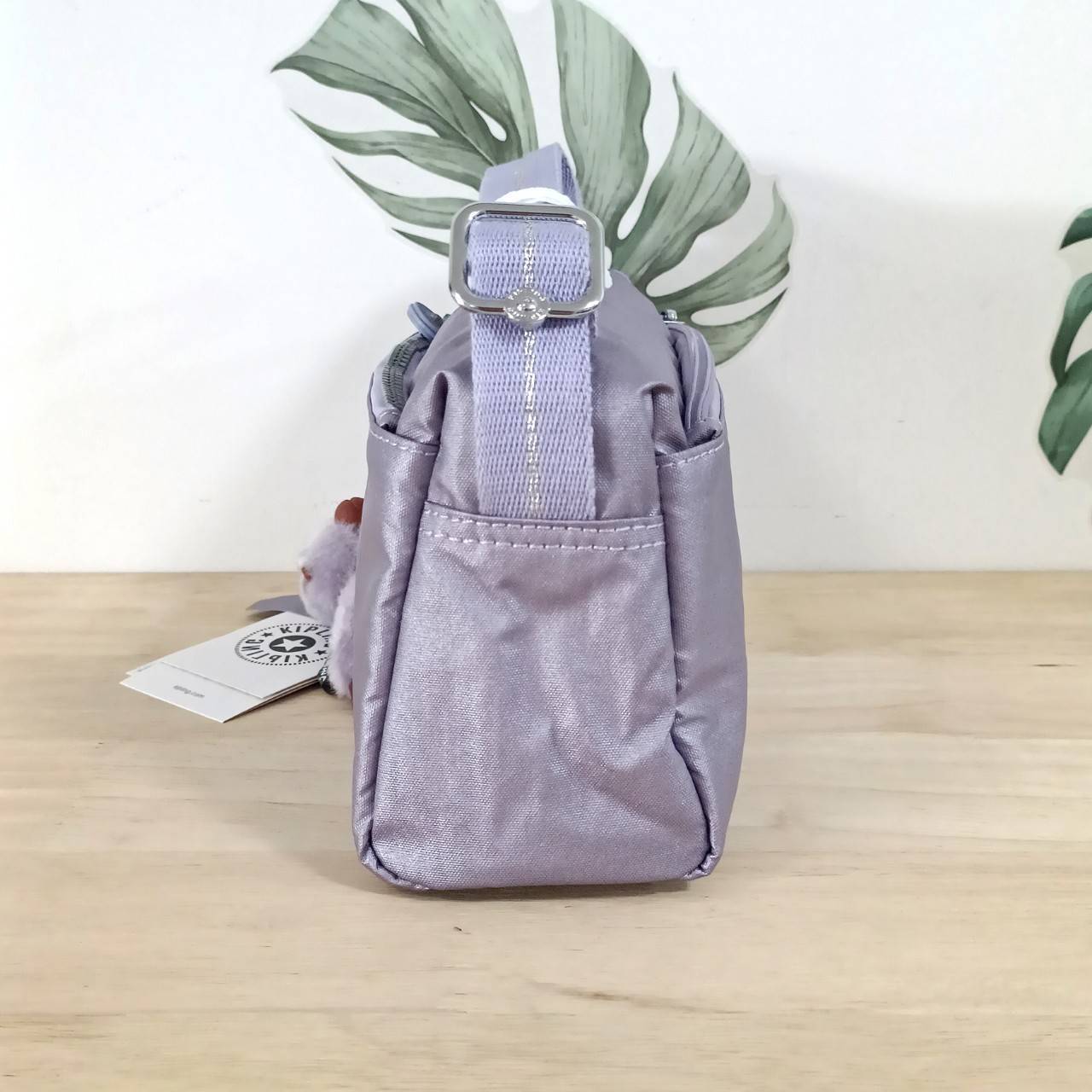 KIPLING คิปลิ้ง K16217 Seoul up sling bag คิปลิง กระเป๋าสะพายไหล่