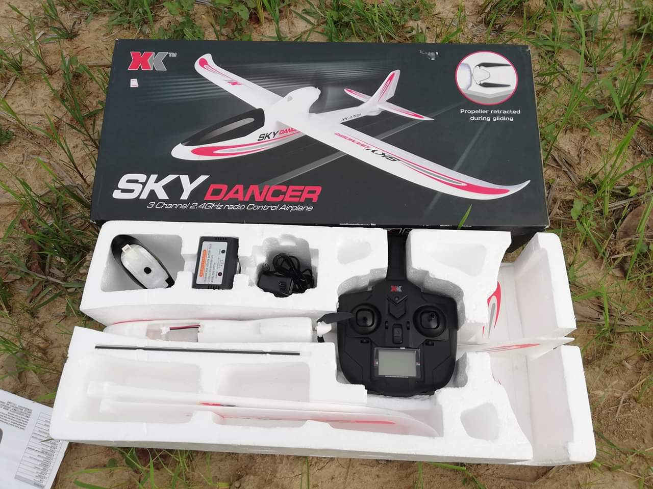 เครื่องบินบังคับวิทยุ รุ่น XK A700 SKY DANCER 3CH 2.4GHZ