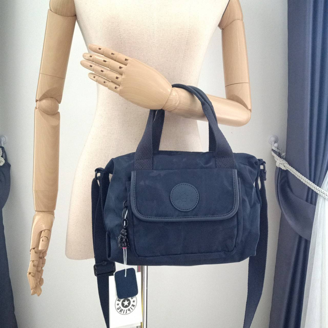 KIPLING BRYNNE Satin Camo กระเป๋าถือ สะพายข้าง