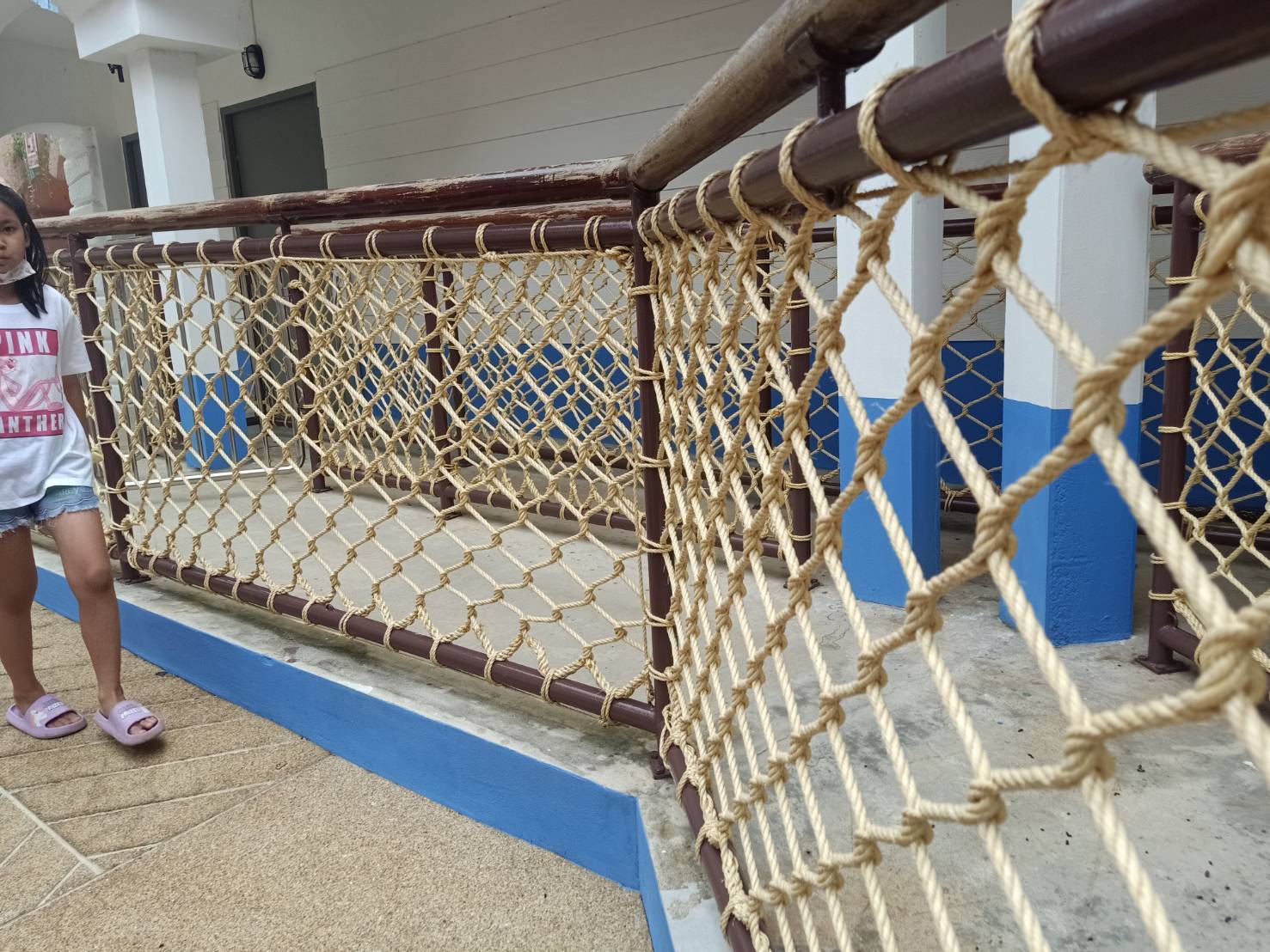 Review ตาข่ายราวสะพาน ตกแต่งทางเดิน สะพาน ตาข่ายกันตกระเบียง