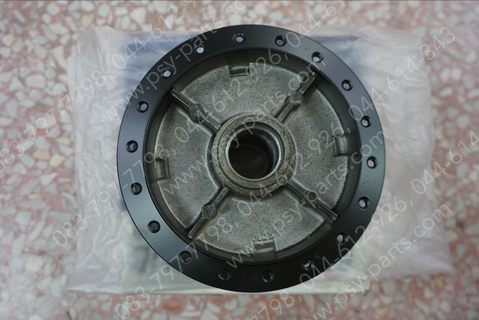 ดุมหลัง TUXEDO, COSMO, G 7 สีดำ (ดุมเล็ก)