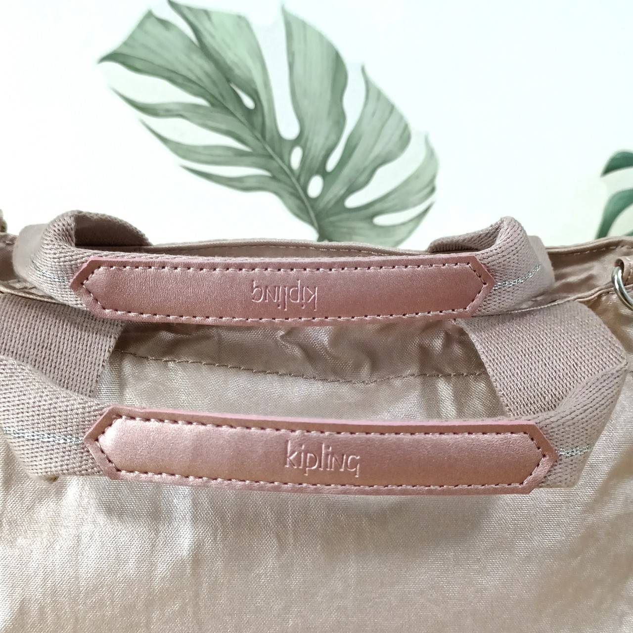 กระเป๋า kiplingแท้ Sugar S II กระเป๋าถือ สะพายไหล่ กระเป๋าคิปลิ้ง กระเป๋าคิปลิง