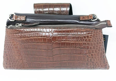 กระเป๋าถือแบบคลัทซ์ หนังจระเข้แท้ สีน้ำตาลเข้ม รหัส CRW1217H-04-BR