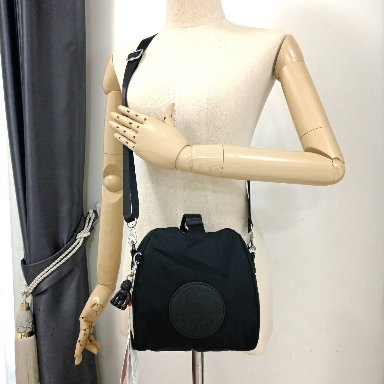 กระเป๋าสะพาย Kipling Immin 2Way ตุ๊กตาลิงยาง