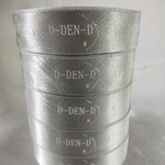 ป้ายคอเสื้อ เนื้อริบบิ้นซาติน 2.5 ซม. ริบบิ้นสีเทา 67 พิมพ์ขาว 5 ม้วน