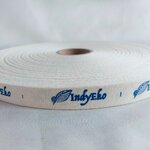 ป้ายคอเสื้อ เทปละเอียด 1.5 ซม.พิมพ์ฟ้าเข้ม1 ม้วน