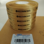 ป้ายคอเสื้อ เนื้อริบบิ้นซาติน 1.3 ซม. ริบบิ้นสีทอง 103 พิมพ์ดำ 5 ม้วน