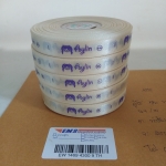 ป้ายคอเสื้อ เนื้อริบบิ้นซาติน 1.3 ซม. ริบบิ้นสีครีม S-2 พิมพ์ม่วง 5 ม้วน
