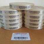 ป้ายคอเสื้อ เนื้อริบบิ้นซาติน 1.3 ซม. ริบบิ้นสีครีม S-2 พิมพ์ดำ 11 ม้วน