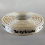 ป้ายคอเสื้อ เนื้อริบบิ้นซาติน 1.3 ซม. ริบบิ้นสีครีม S-2 พิมพ์ดำ