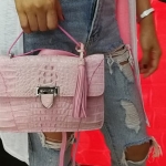 กระเป๋าสะพายหนังจระเข้แท้ สีชมพู รหัส CRW1217H-02-PI2