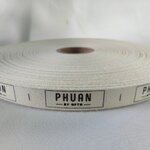 ป้ายคอเสื้อ เทปละเอียด 1.5 ซม.พิมพ์น้ำตาล 1 ม้วน