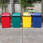 ถังขยะทรงเหลี่ยม ฝาแกว่ง 40 ลิตร