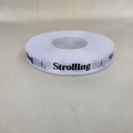 ป้ายคอเสื้อ เนื้อริบบิ้นซาติน 1.3 ซม. ริบบิ้นสีขาว 1 พิมพ์ดำ 1 ม้วน