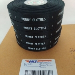 ป้ายคอเสื้อ เนื้อริบบิ้นซาติน 1.3 ซม. ริบบิ้นสีดำ 2 พิมพ์ ขาว 5 ม้วน