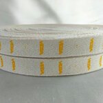 ป้ายคอเสื้อ เนื้อคอตต้อนก้างปลา 2.0 ซม.พิมพ์สีเหลือง 1 ม้วน