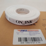 ป้ายคอเสื้อ เนื้อริบบิ้นซาติน 1.3 ซม. ริบบิ้นสีขาว 1 พิมพ์ดำ 1 ม้วน