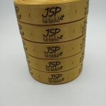 ป้ายคอเสื้อ เนื้อริบบิ้นซาติน 2.5 ซม. ริบบิ้นสีทอง 103 พิมพ์ดำ 5 ม้วน